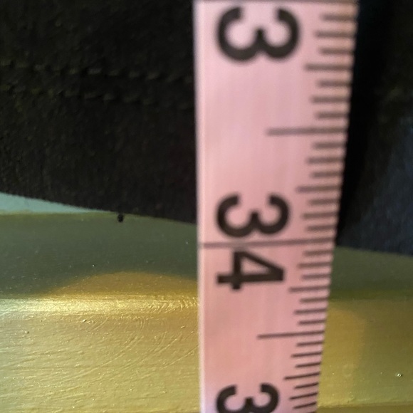 Body Central Ruffle Bodycon Dress - Picture 4 of 6